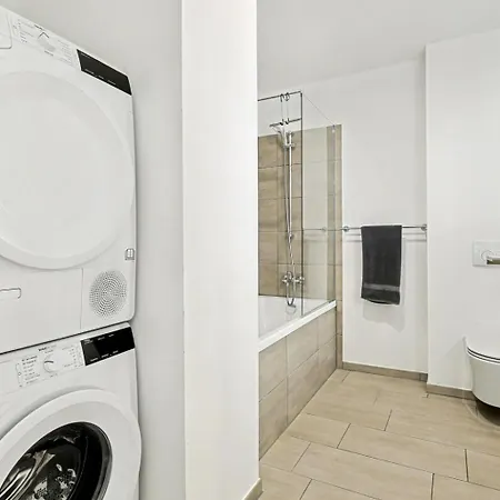 Penthouse Duemmerview By Interhome Lejlighed Lembruch