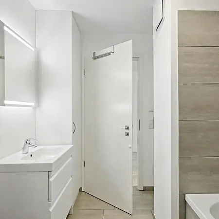 Διαμέρισμα Penthouse Duemmerview By Interhome *
